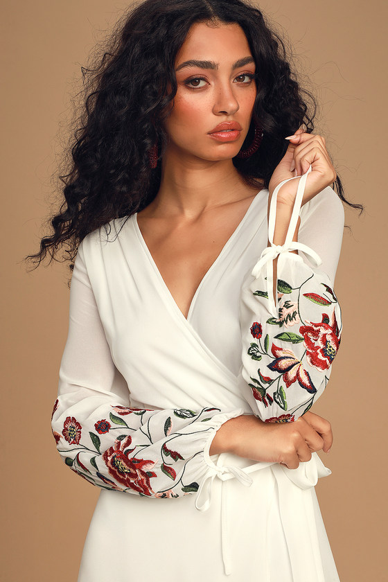 White embroidered dress Long Sleeve